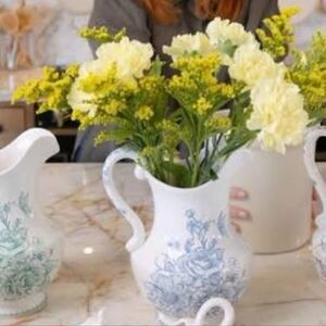 New The Pioneer Woman Stoneware Agatha Blue 2 Qt Pitcher